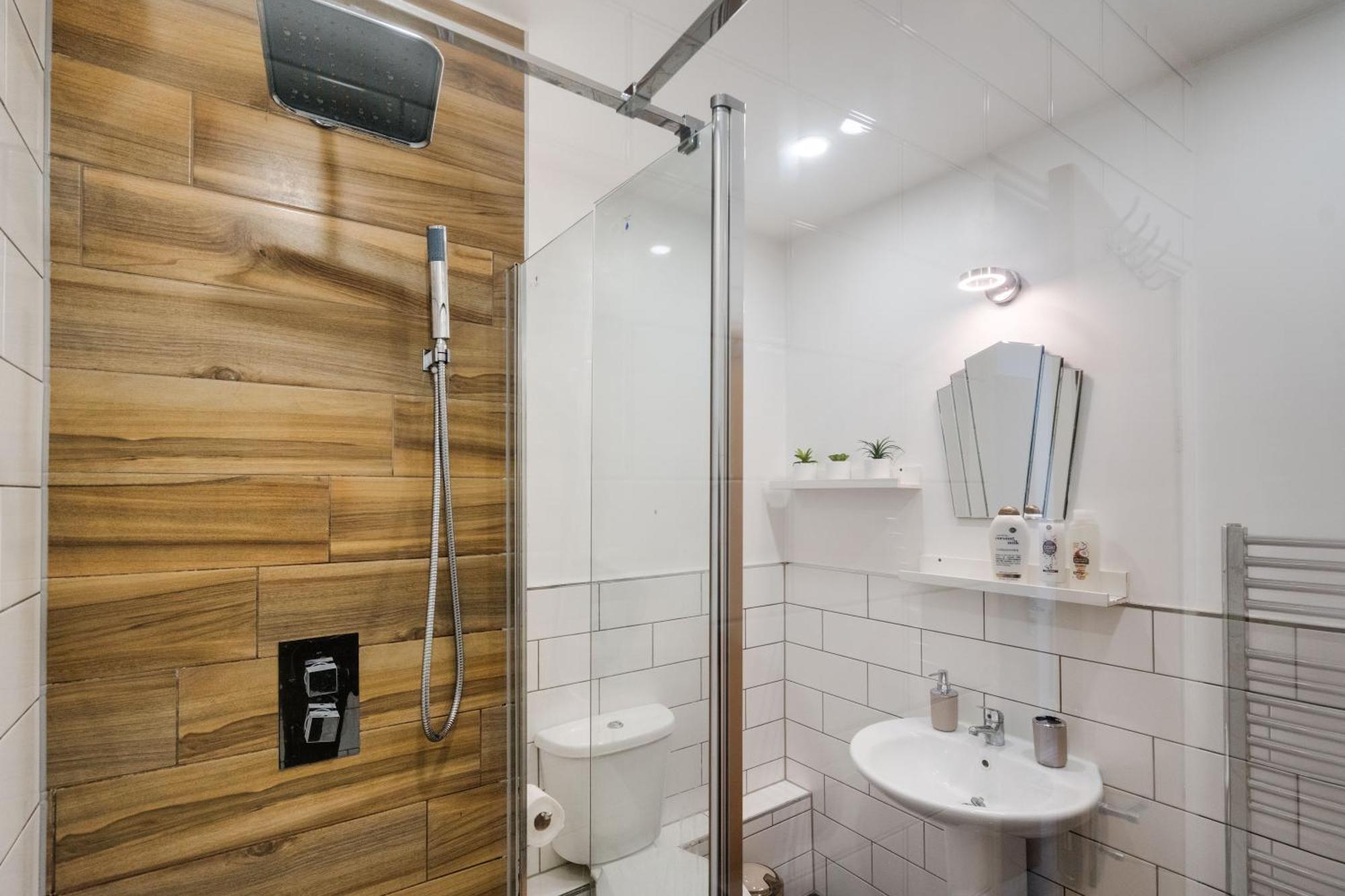Cosy Central Apartment - Free Nearby Parking Λίβερπουλ Εξωτερικό φωτογραφία